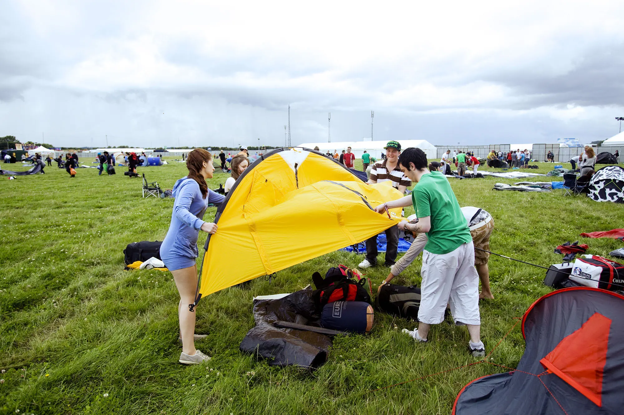 Festivalgoers and atmosphere at Global Gathering 2009